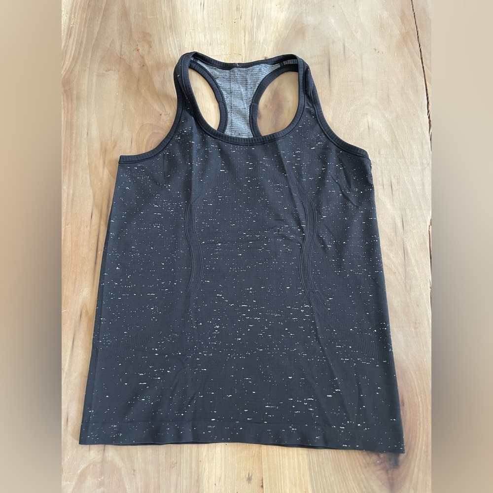 Lululemon Swiftly Tech White/Black Flecked Racerback Tank Top - Size 8